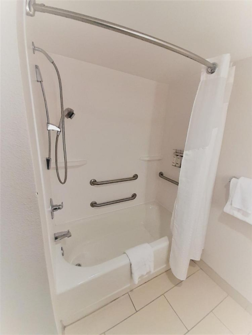 Holiday Inn Express Hotel And Suites Raleigh North - Wake Forest